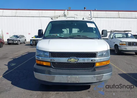 2020 Chevrolet Express Cargo Rwd 2500 Regular Wheelbase Wt из США, поврежденный, VIN 1GCWGAFP3L1256843